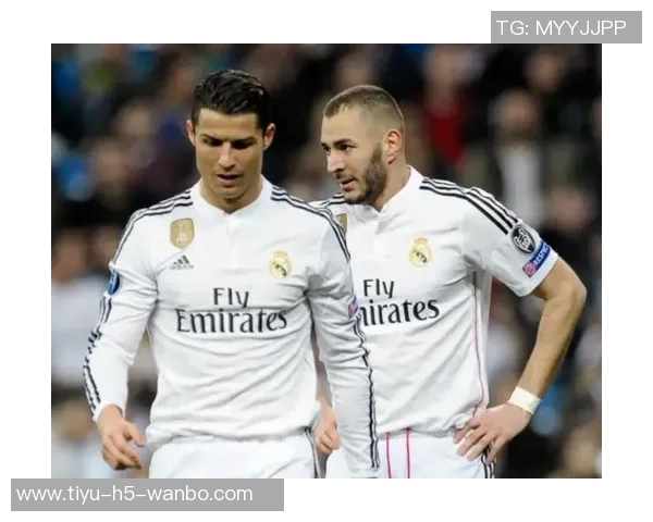 环足奖最佳中东球员候选名单揭晓C罗本泽马马赫雷斯多萨里争夺荣誉 环足奖最佳中东球员候选名单揭晓C罗本泽马马赫雷斯多萨里争夺荣誉