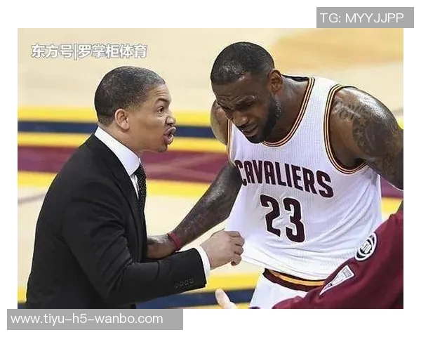 布朗尼单臂劈扣震撼全场詹姆斯感慨上空气与众不同