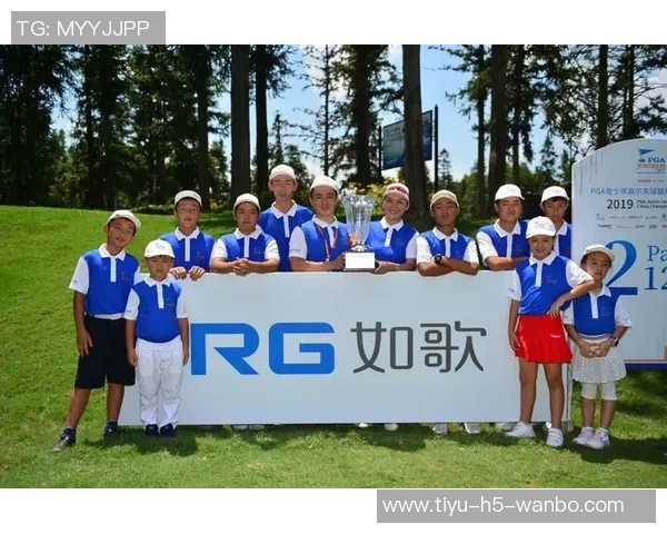 菲尔汉迪庆祝职业生涯第15年各地球队见证不变的竞争精神